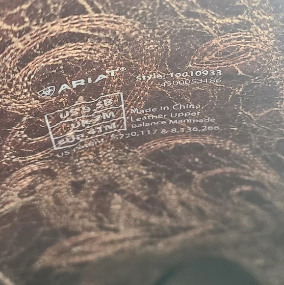 *Brand New* Ariat Cowboy Boots - Picture 2 of 8